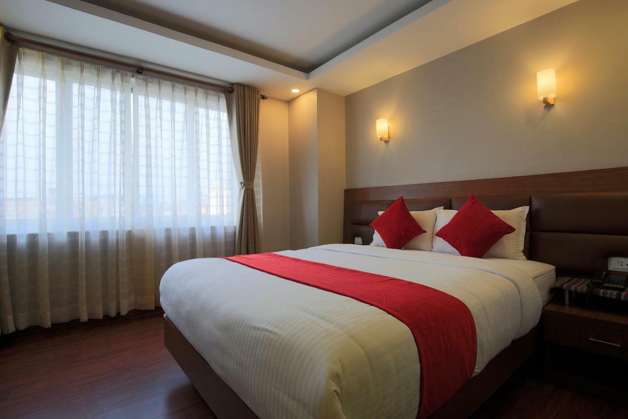 Oyo 453 Hotel Gurkha Heritage カトマンズ エクステリア 写真