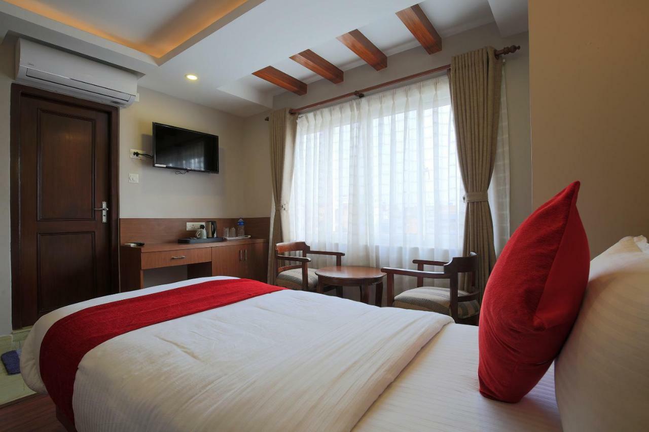 Oyo 453 Hotel Gurkha Heritage カトマンズ エクステリア 写真