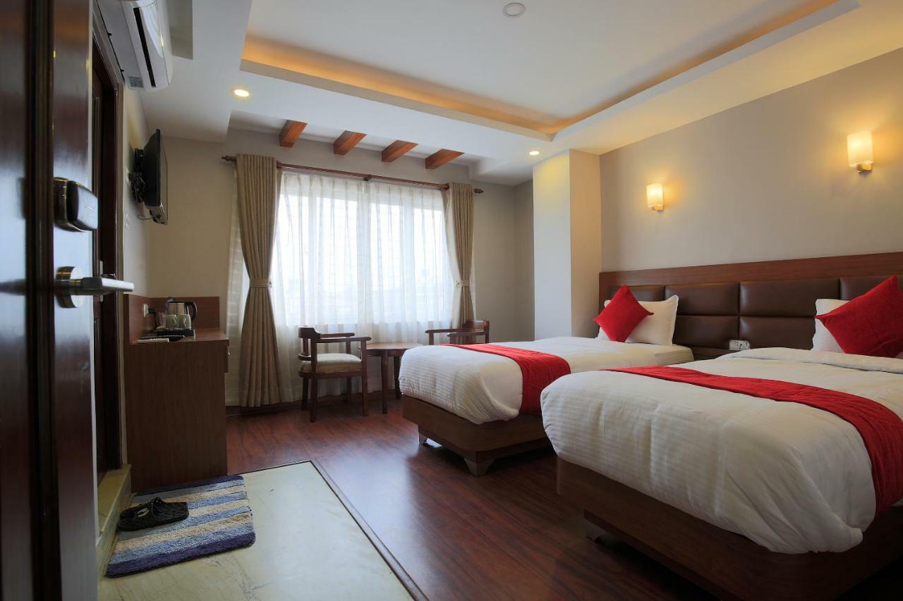 Oyo 453 Hotel Gurkha Heritage カトマンズ エクステリア 写真