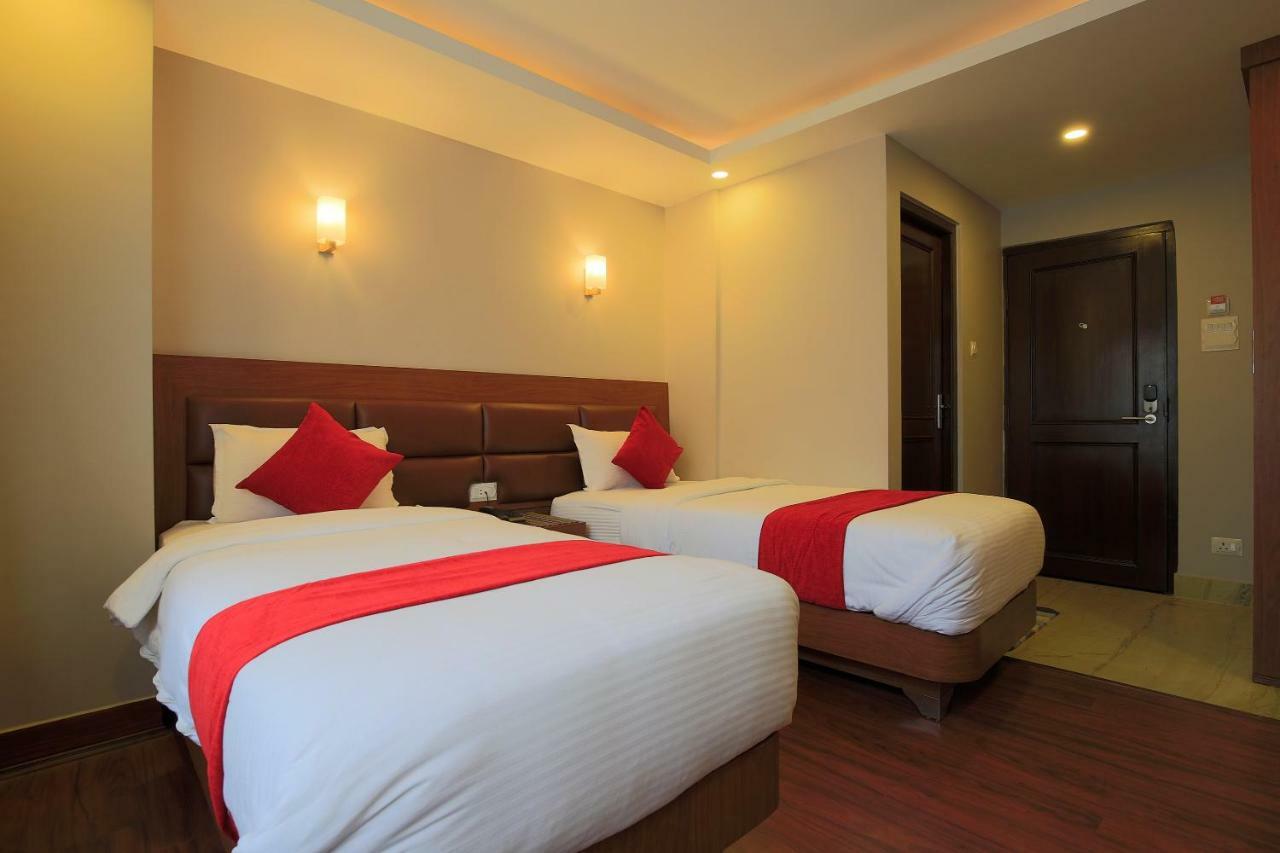 Oyo 453 Hotel Gurkha Heritage カトマンズ エクステリア 写真