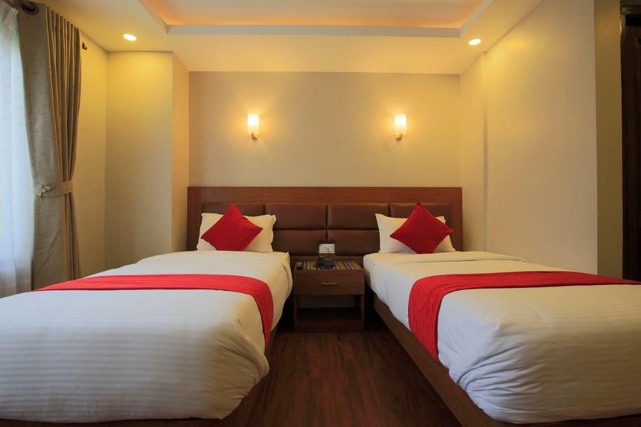Oyo 453 Hotel Gurkha Heritage カトマンズ エクステリア 写真